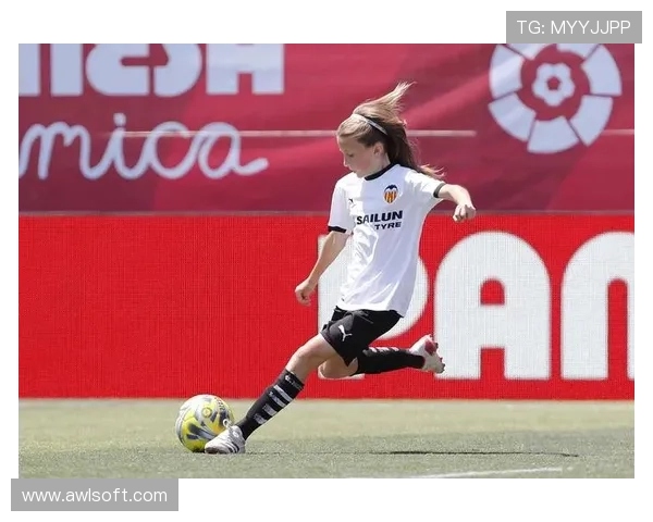 瓦伦西亚俱乐部宣布新赛季目标力争重返西甲前六名并加强青训体系