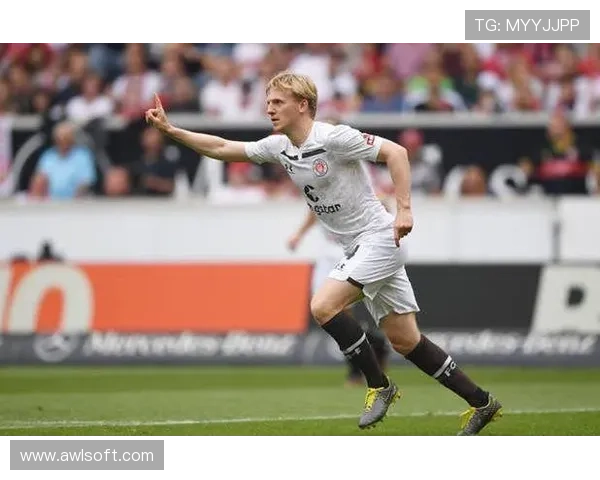 圣保利俱乐部历史沿革与发展特色探析：从起源到现代的成长之路