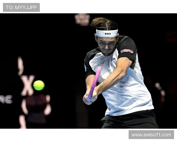 网球大满贯赛季揭幕战精彩回顾 新星崭露头角 古老传奇再创辉煌